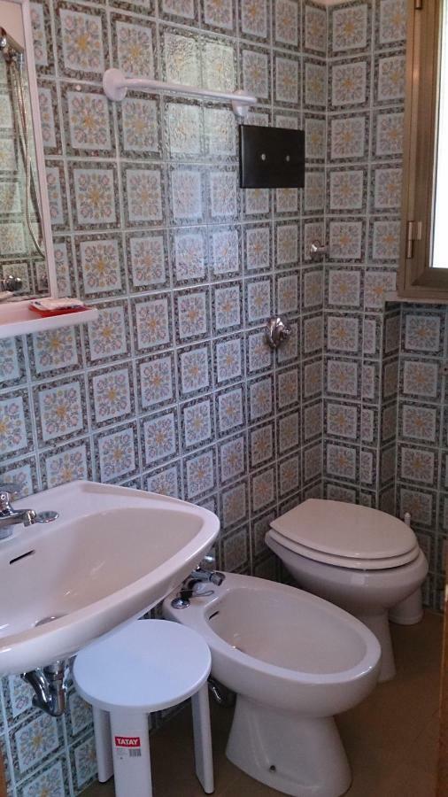 B&B Lo Scoiattolo Nebbiu Екстериор снимка