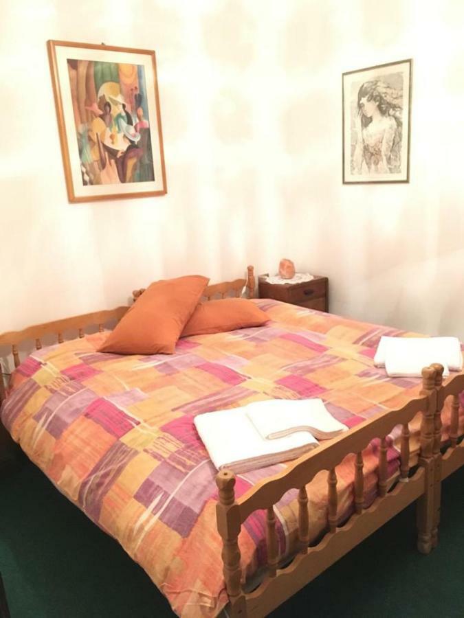 B&B Lo Scoiattolo Nebbiu Екстериор снимка